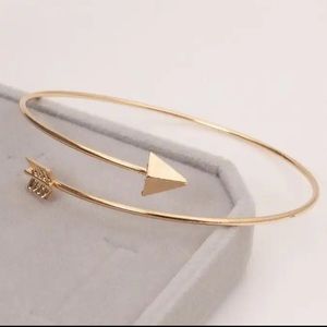 Gold Arrow Bracelet